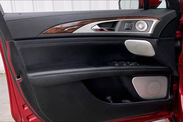 Used 2020 Lincoln MKZ Reserve w/ Luxury Package FWD image 21