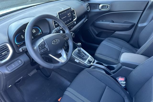 New 2026 Hyundai Venue SEL FWD image 9