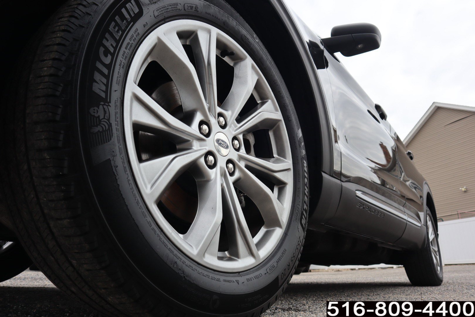 Used 2020 Ford Explorer XLT w/ Equipment Group 202A image 11