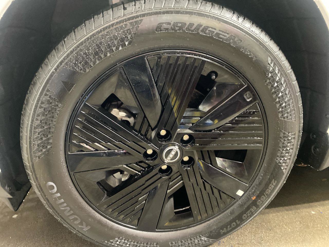 Used 2025 Nissan Murano SV image 39