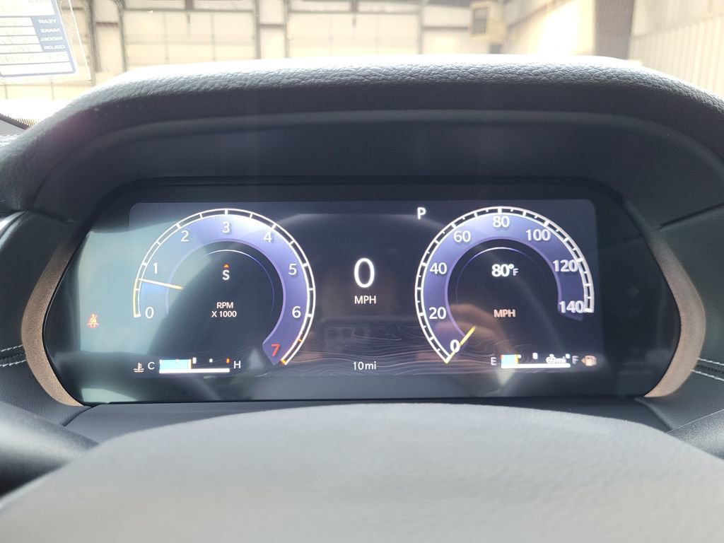 New 2025 Jeep Grand Cherokee Altitude image 16