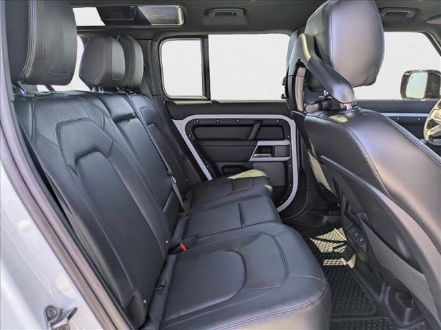 Used 2024 Land Rover Defender 110 S image 20