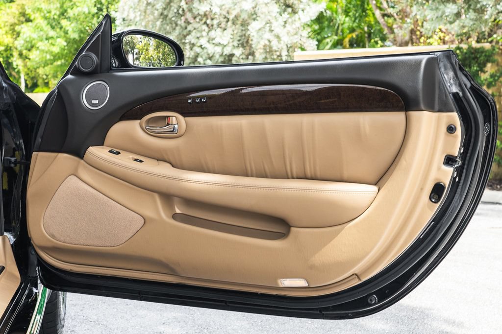 Used 2006 Lexus SC 430 Convertible w/ Preferred Accessory Pkg RWD image 28