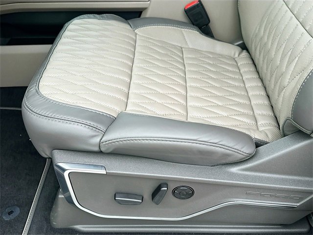New 2026 Ford F250 4x4 Crew Cab Super Duty image 14