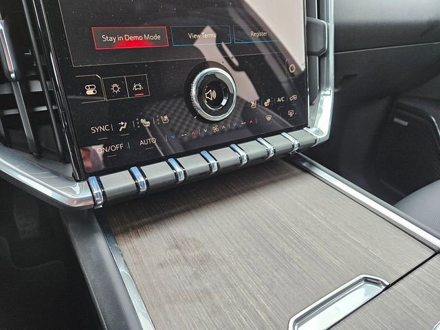 New 2026 GMC Acadia Denali w/ Super Cruise Package image 24