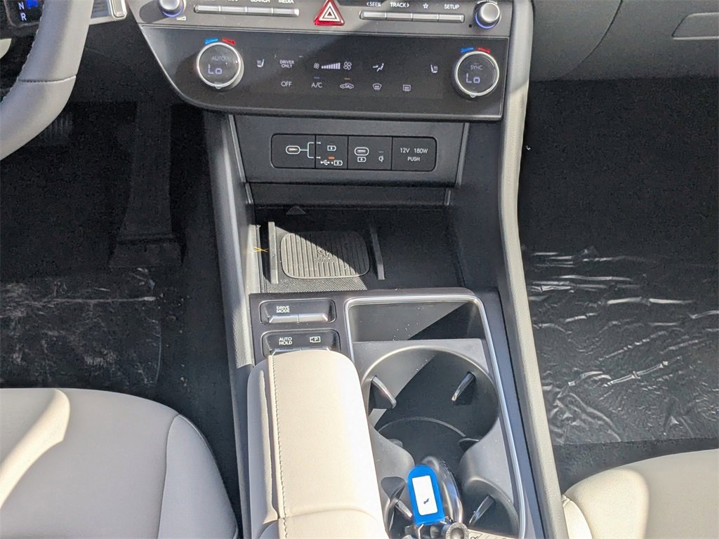 New 2025 Hyundai Sonata SEL image 16