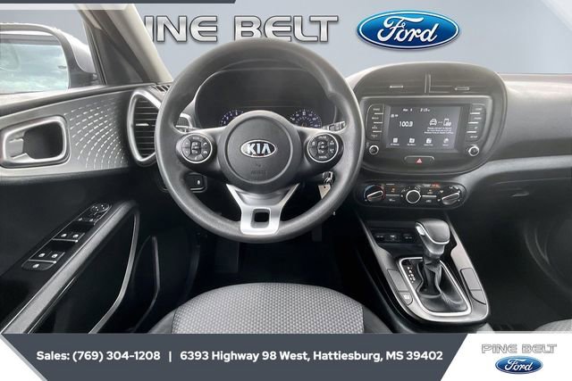 Used 2021 Kia Soul LX image 4