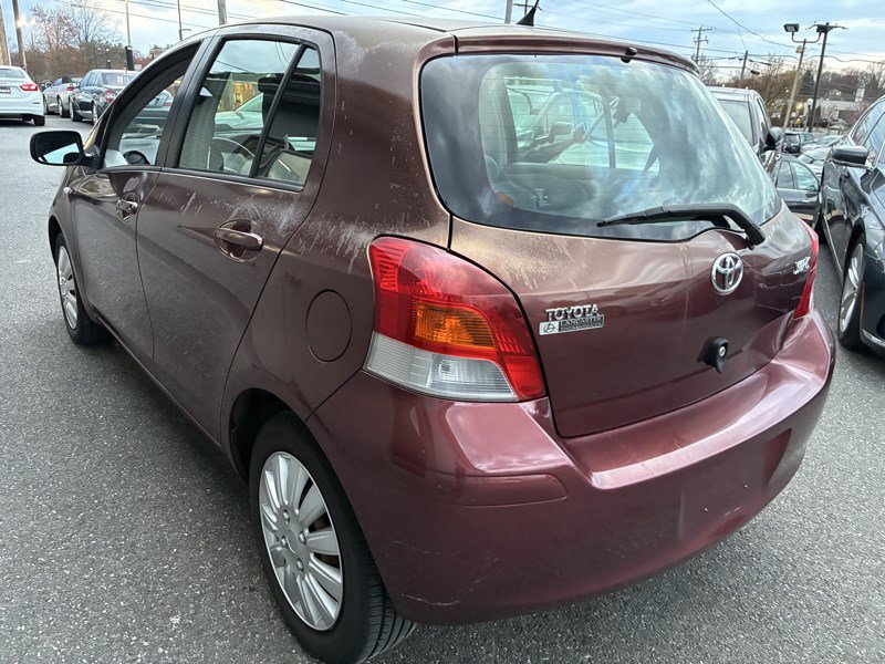 Used 2009 Toyota Yaris 4-Door Hatchback image 6