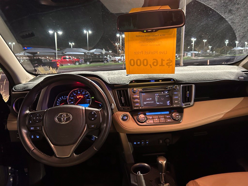 Used 2014 Toyota RAV4 Limited w/ Technology Package AWD/4WD image 14
