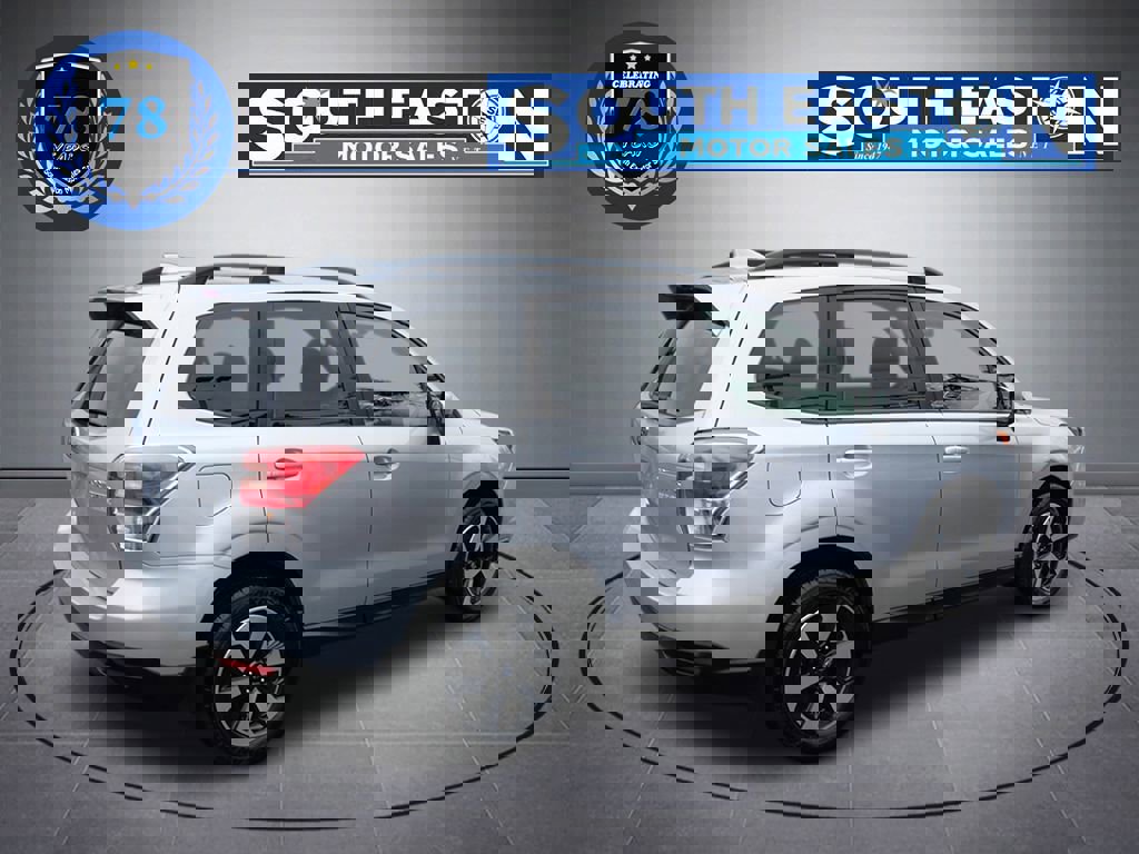 Used 2017 Subaru Forester 2.5i Premium w/ All-Weather Package image 7