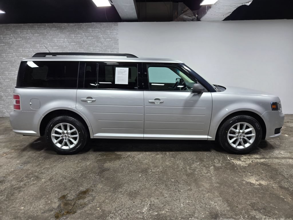 Used 2019 Ford Flex SE FWD image 3