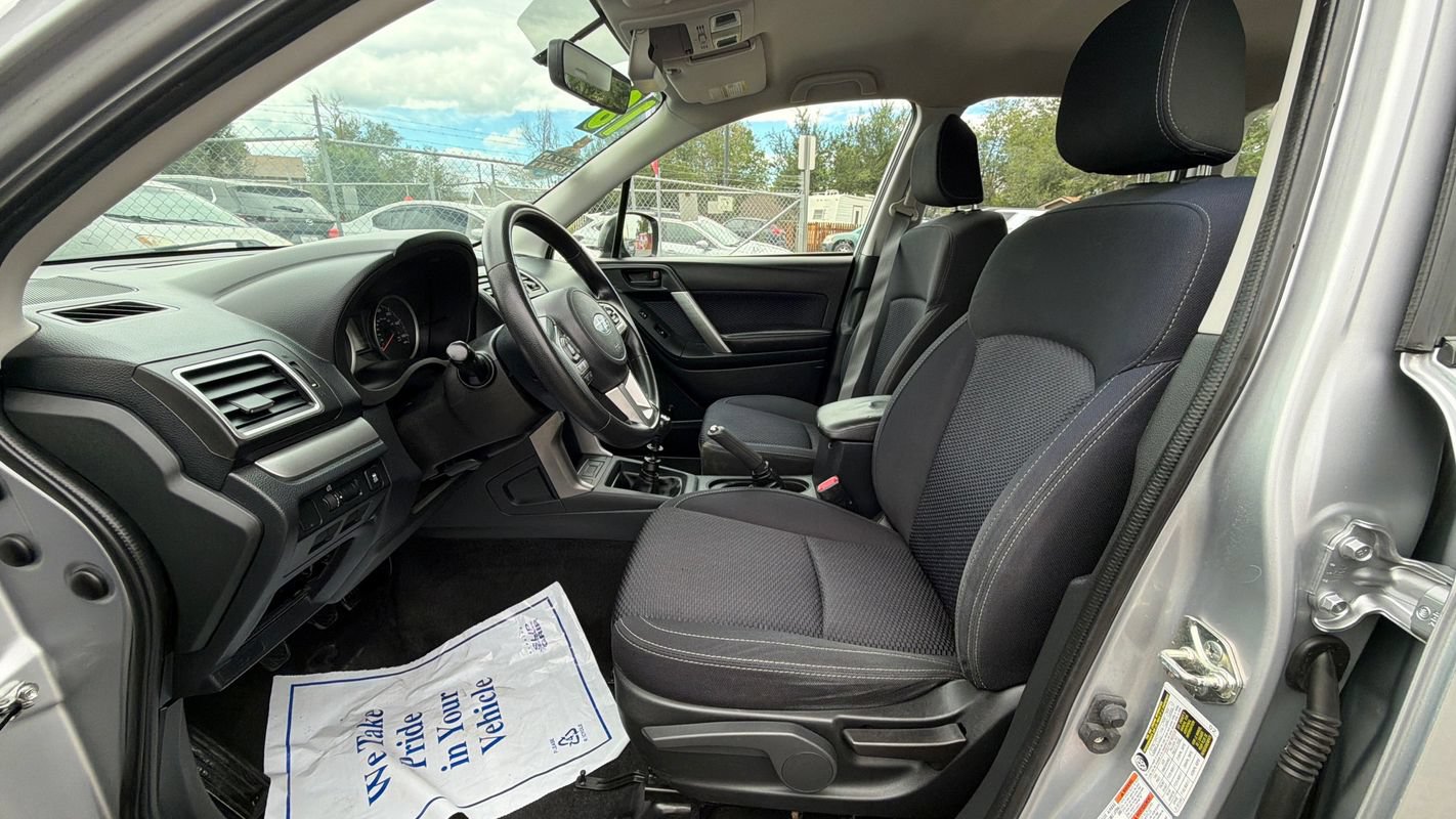 Used 2018 Subaru Forester 2.5i AWD/4WD image 17
