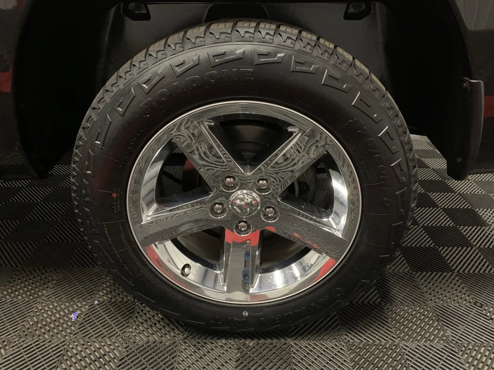 Used 2018 RAM 1500 Express w/ Express Value Package image 14