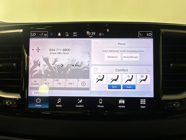 Used 2024 Chrysler Pacifica Touring-L FWD image 32
