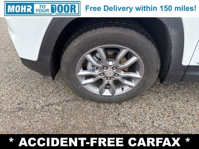 Used 2024 GMC Terrain SLT image 9