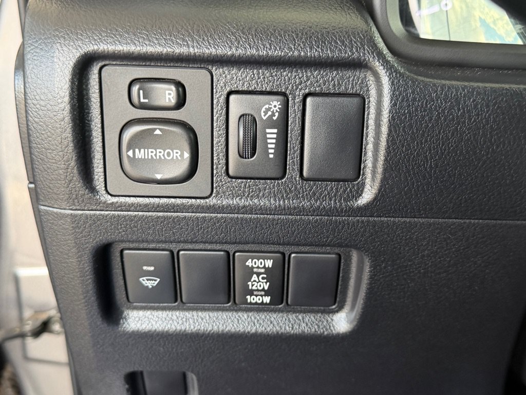 Used 2016 Toyota 4Runner Trail Premium AWD/4WD image 17