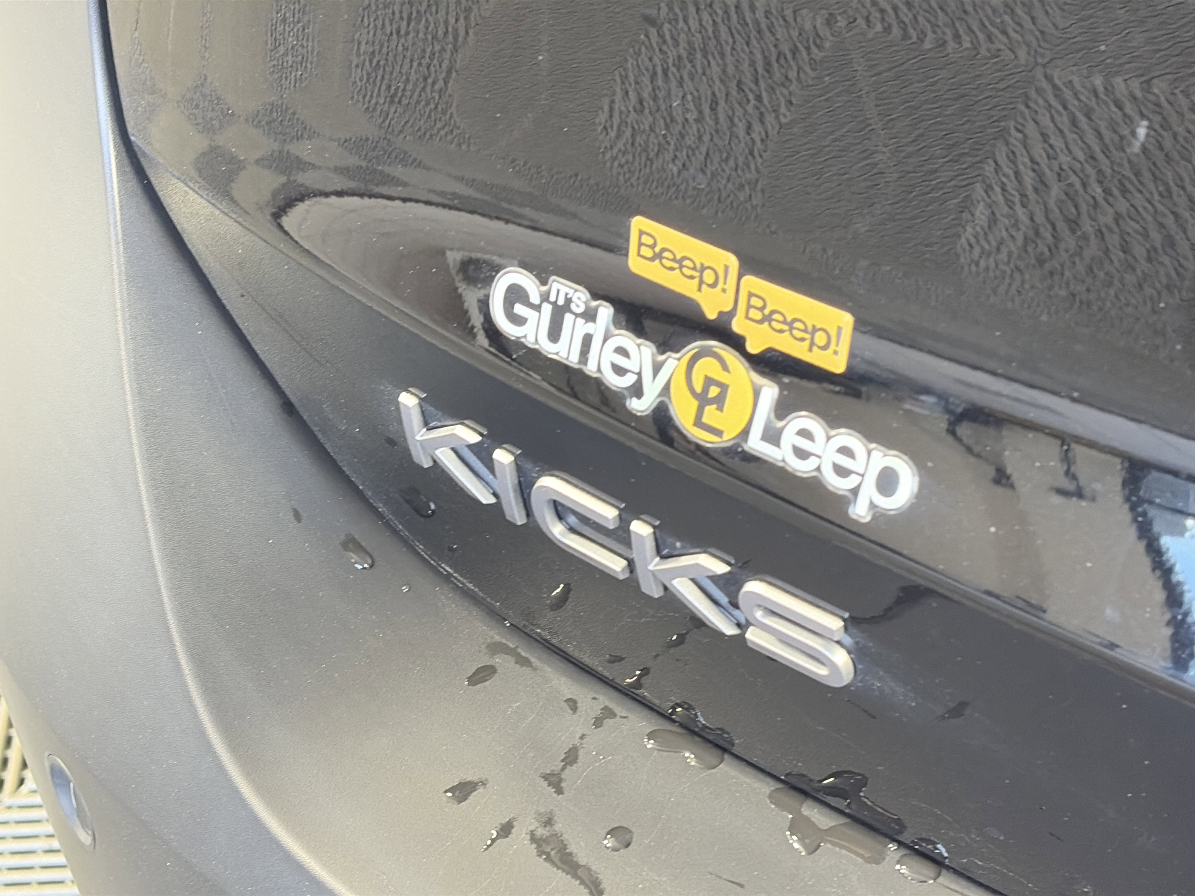 Used 2025 Nissan Kicks SR image 15