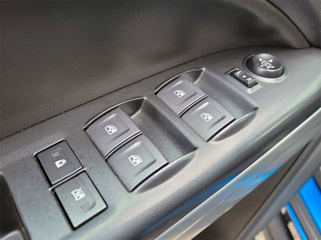 Used 2022 Chevrolet Colorado LT image 17