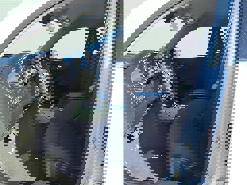 Used 2024 Chevrolet Malibu LS image 13