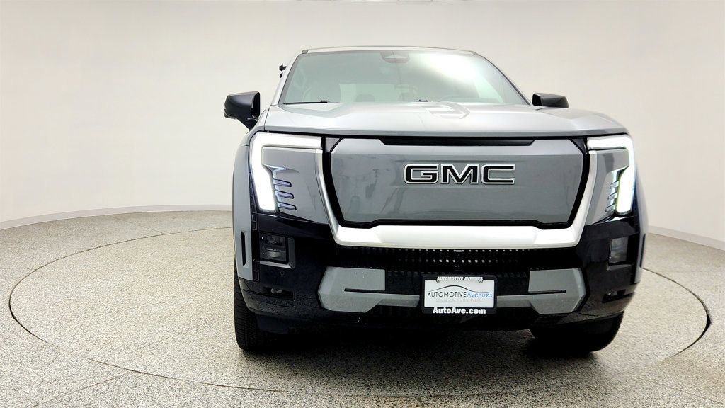 Used 2025 GMC Sierra EV Denali AWD/4WD image 2