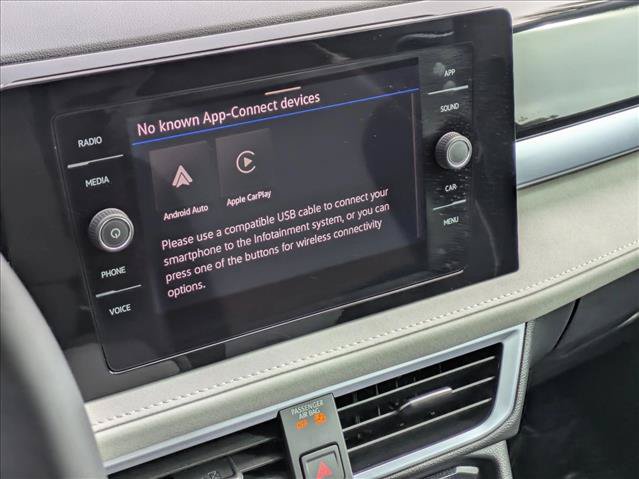 New 2026 Volkswagen Taos SE AWD/4WD image 13