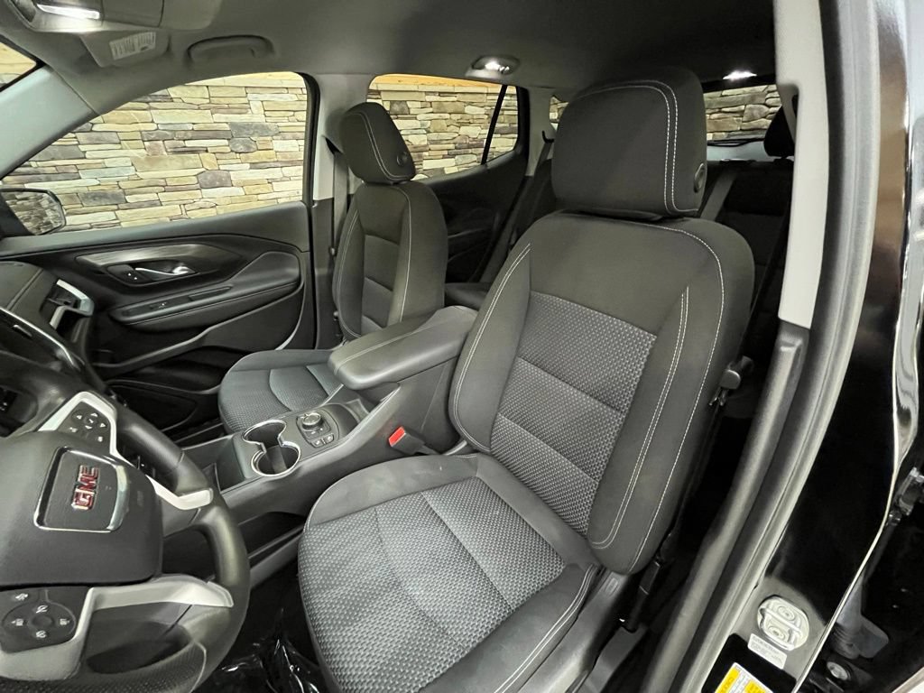 Used 2023 GMC Terrain SLE w/ Driver Convenience Package AWD/4WD image 29