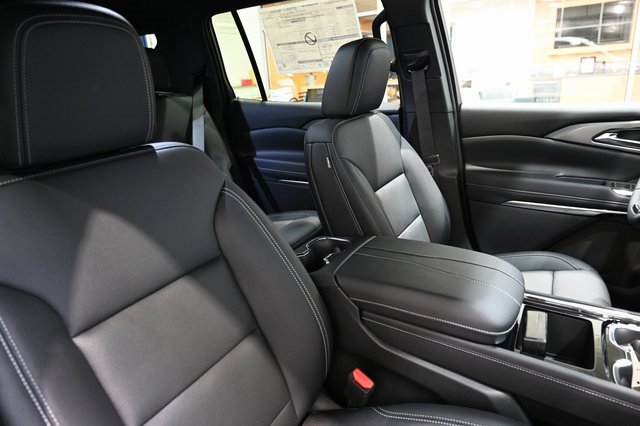 New 2026 Chevrolet Traverse LT w/ Driver Confidence Package image 8