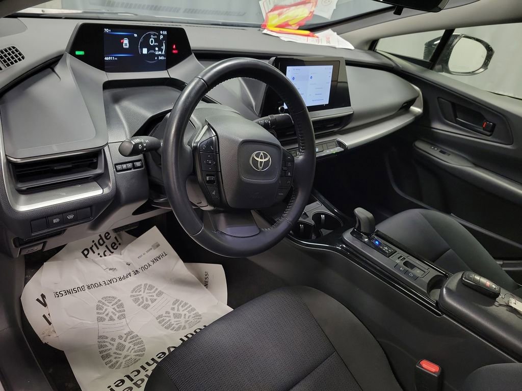 Used 2024 Toyota Prius LE image 13