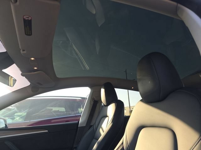 Used 2024 Tesla Model Y Long Range AWD/4WD image 11