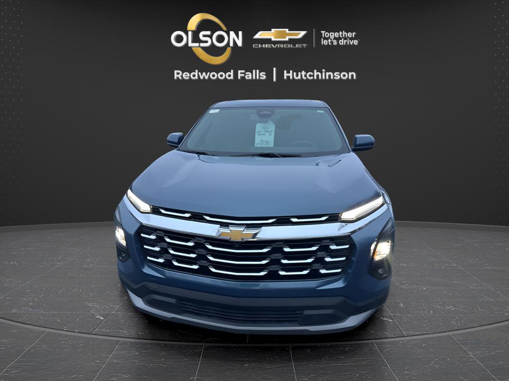 Used 2025 Chevrolet Equinox LT w/ Safety and Technology Package image 8