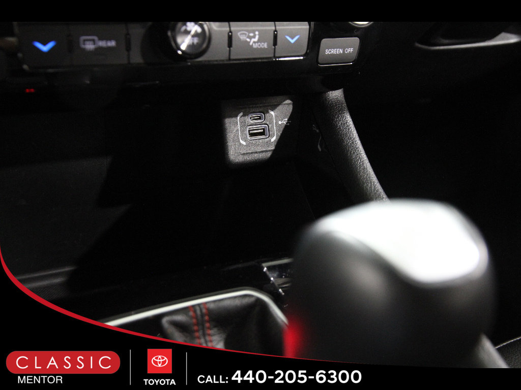Used 2024 Jeep Compass Trailhawk AWD/4WD image 14