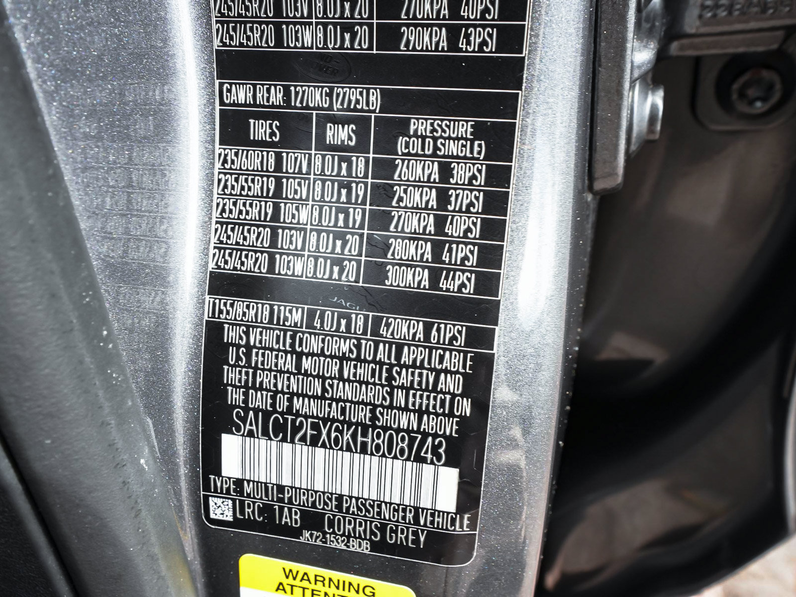 Used 2019 Land Rover Discovery Sport HSE Luxury AWD/4WD image 14