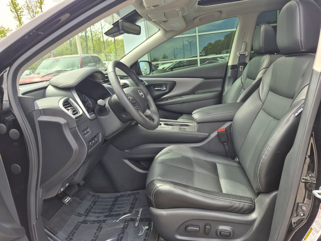 Used 2024 Nissan Murano SL w/ Cargo Package image 2