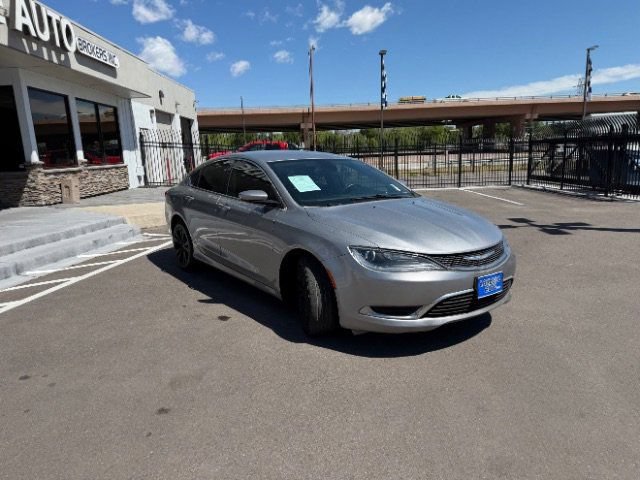 Used 2016 Chrysler 200 Limited FWD image 15