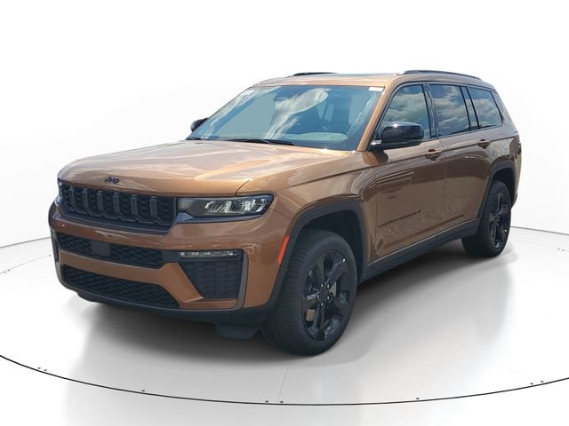 New 2026 Jeep Grand Cherokee L Limited w/ Limited Altitude Package AWD/4WD image 2