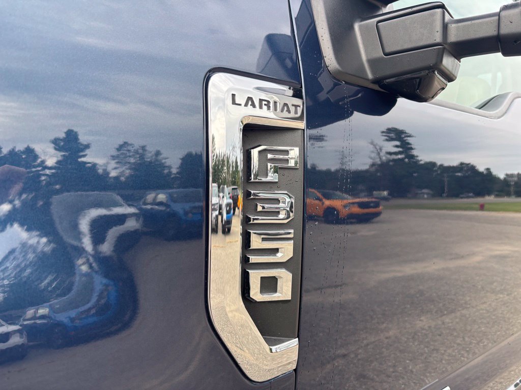 Used 2019 Ford F350 Lariat w/ Lariat Ultimate Package AWD/4WD image 10