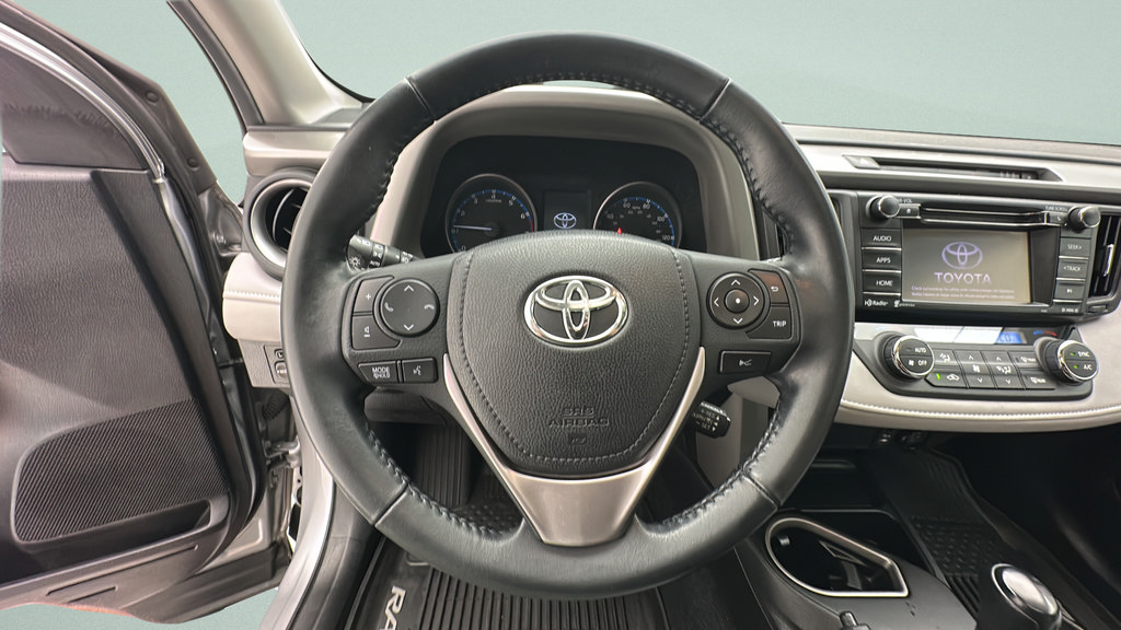 Used 2018 Toyota RAV4 XLE w/ Plus Extra Value Package AWD/4WD image 15