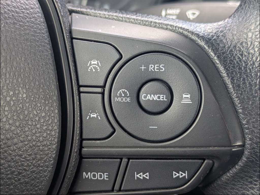 Used 2023 Toyota Corolla LE FWD image 25