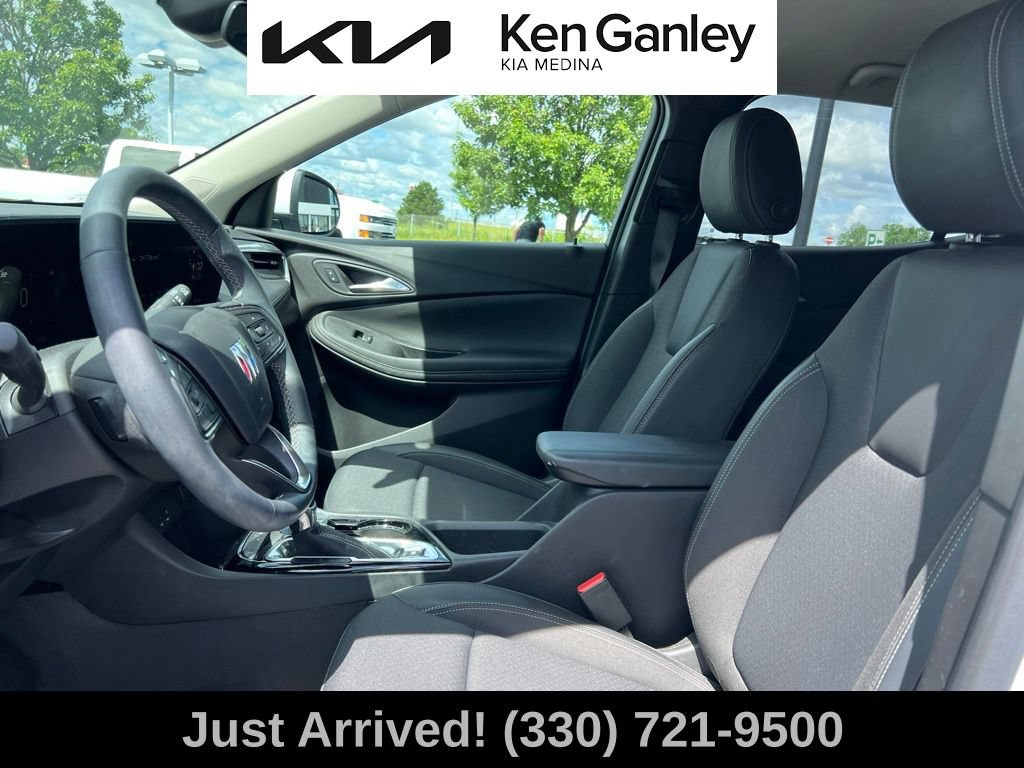 Used 2024 Buick Encore GX Preferred FWD image 11