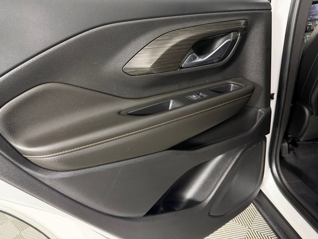 Used 2020 GMC Terrain SLT w/ Preferred Package FWD image 25