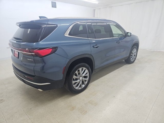 Used 2025 Buick Enclave Preferred image 16