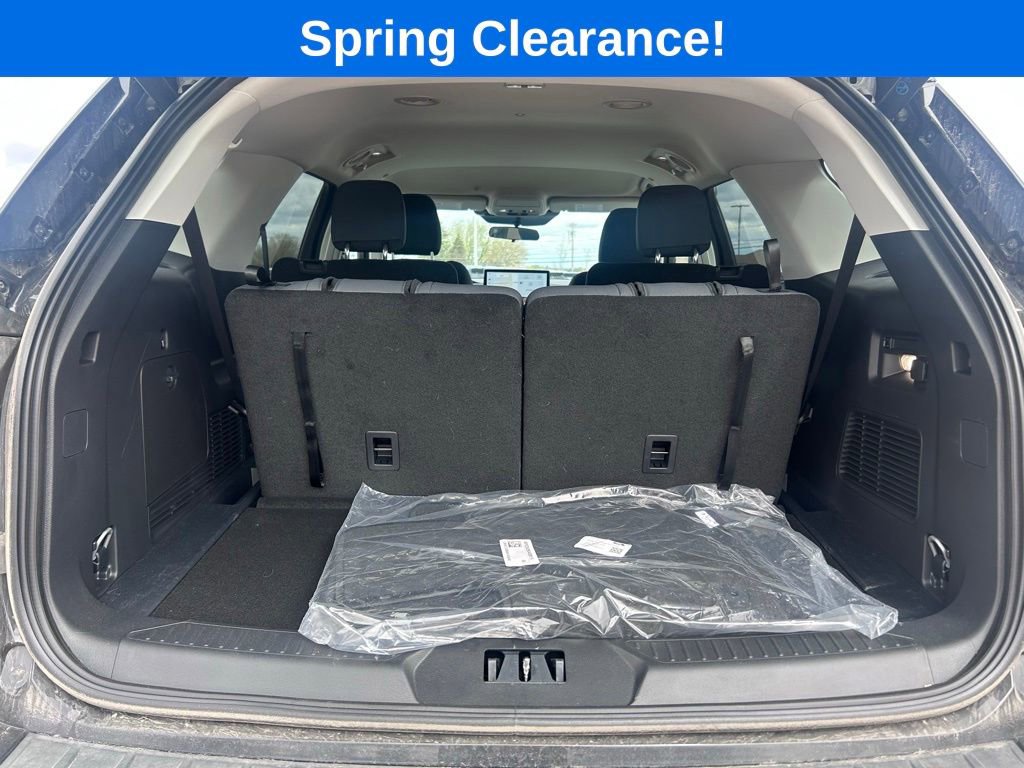 Used 2026 Ford Explorer Active AWD/4WD image 39