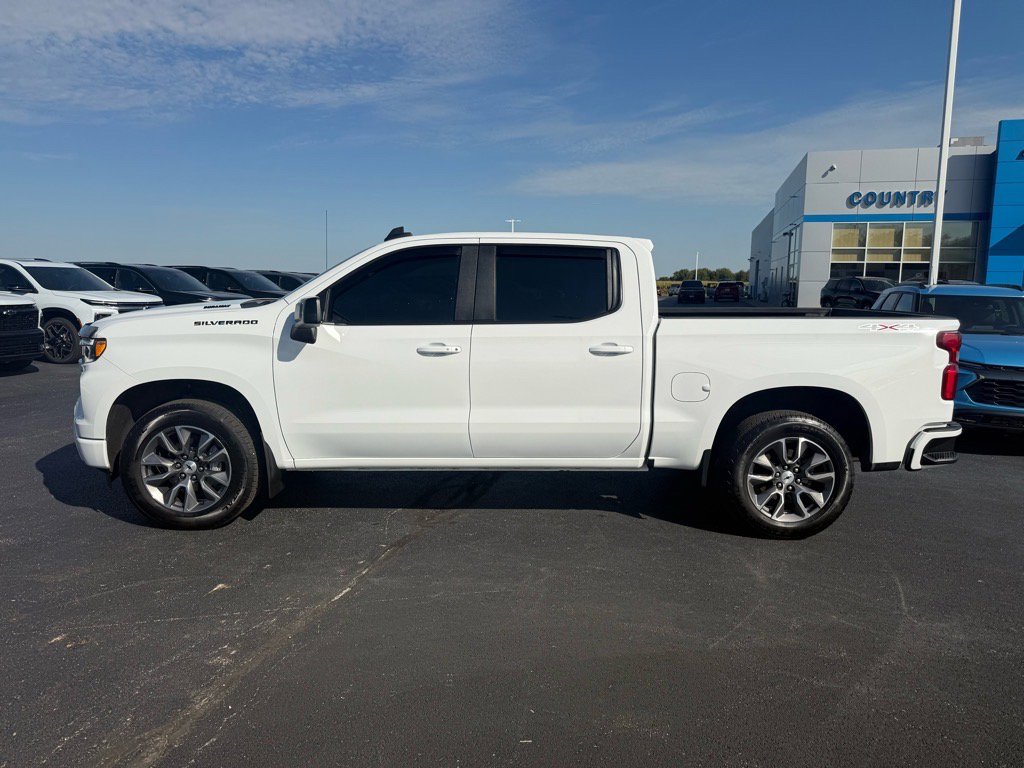 Used 2023 Chevrolet Silverado 1500 RST w/ Rally Edition AWD/4WD image 2