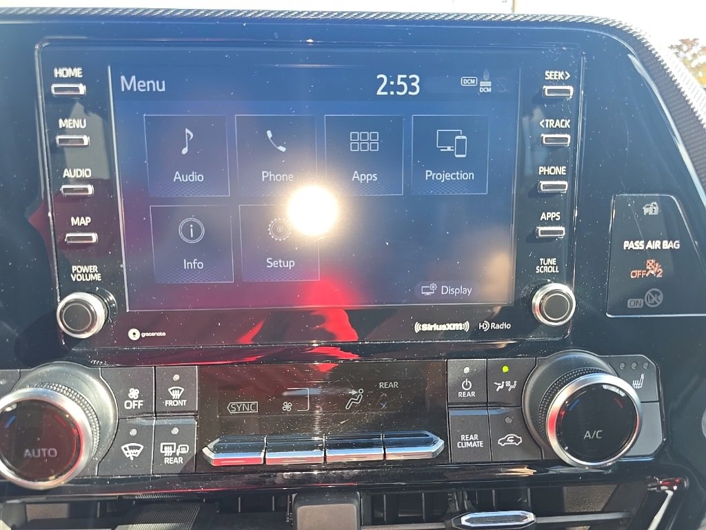 Used 2021 Toyota Highlander XSE image 15