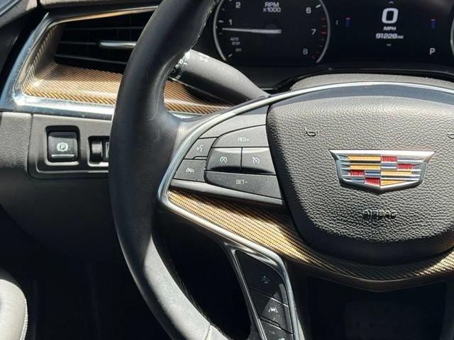Used 2017 Cadillac XT5 Platinum w/ Driver Assist Package AWD/4WD image 24