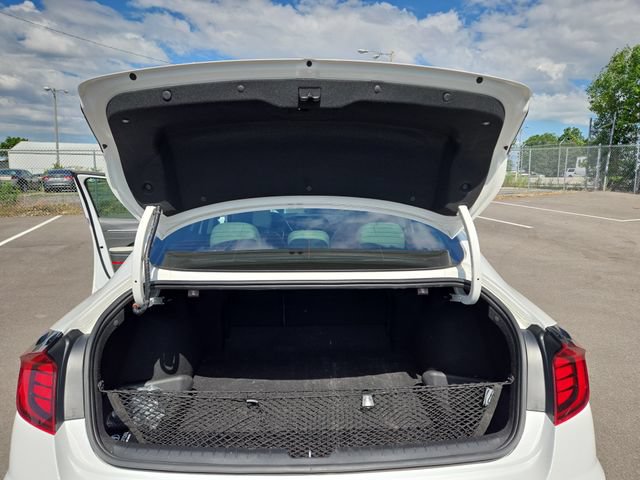 Certified 2022 Hyundai Sonata Limited w/ Preferred Accessory Package FWD image 29