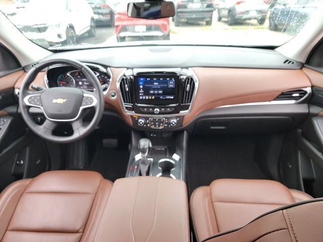 Used 2021 Chevrolet Traverse High Country w/ LPO, 'HIT The Road' Package AWD/4WD image 8