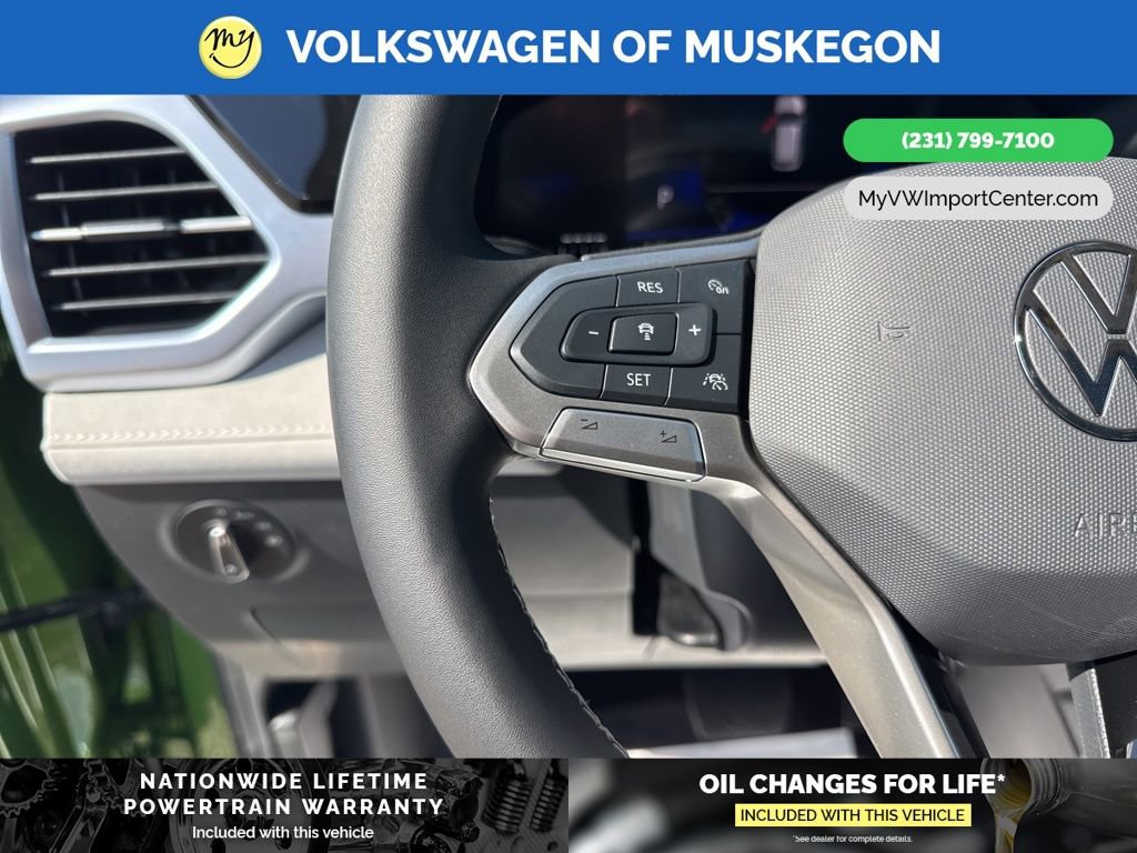 New 2025 Volkswagen Taos SE image 15