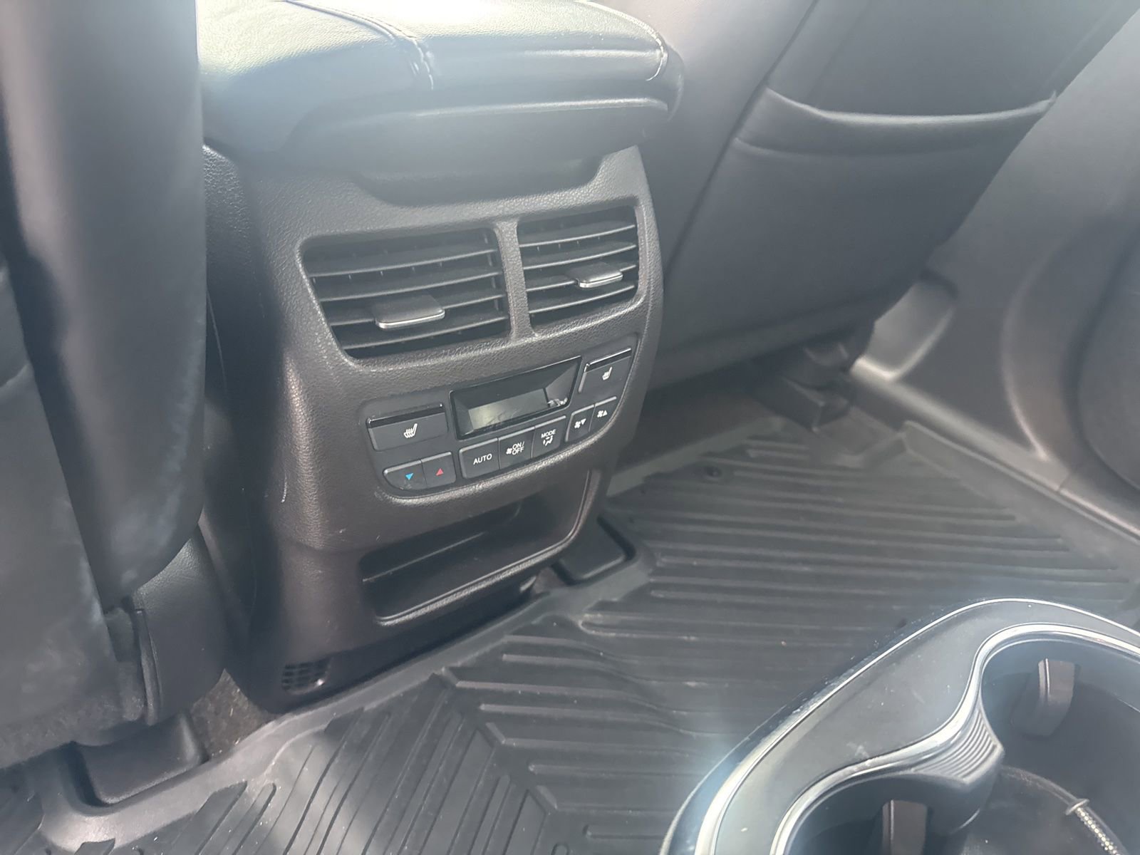 Used 2017 Acura MDX SH-AWD w/ Advance Package image 10