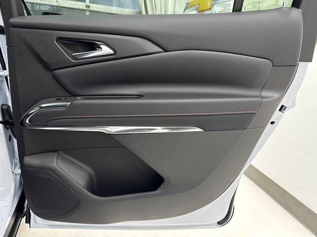 New 2026 Chevrolet Traverse Z71 image 11